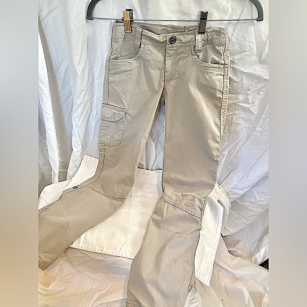 Youth Kuhl lightweight mouth pant. Size S(7-8) PERFECT CONDITION